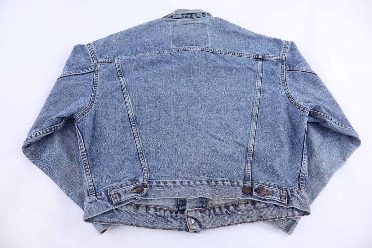 90's Levi's Light Wash Denim Jacket product image 2
