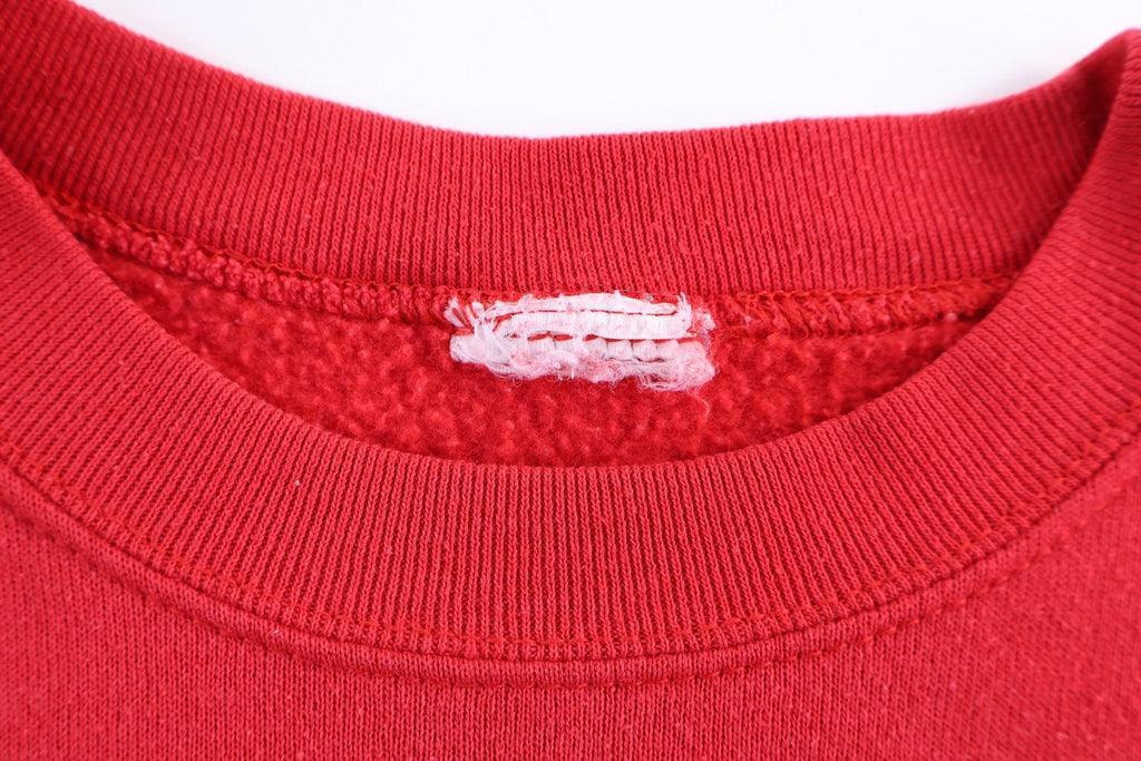 90's Tweety Bird Do I Look Like I Care Sweatshirt product image 4
