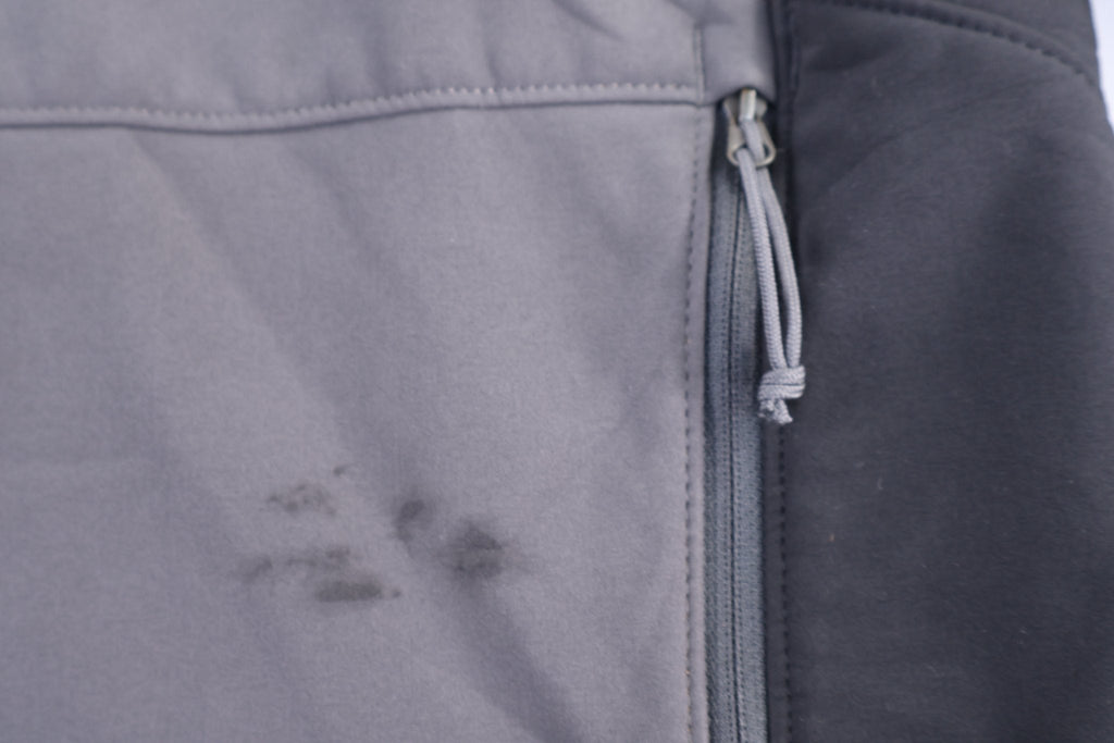 The North Face Embroidered Logo Grey & Black Full Zip Jacket product image 3