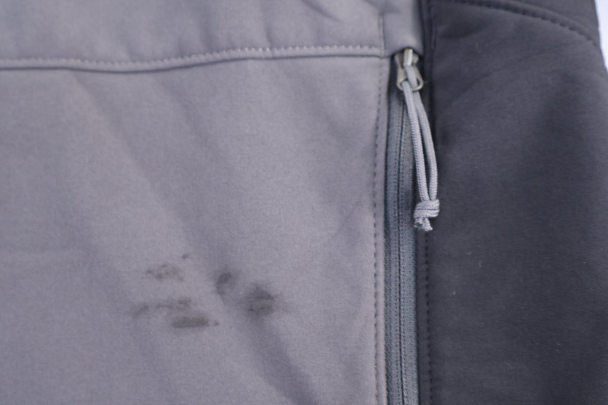 The North Face Embroidered Logo Grey & Black Full Zip Jacket product image 3