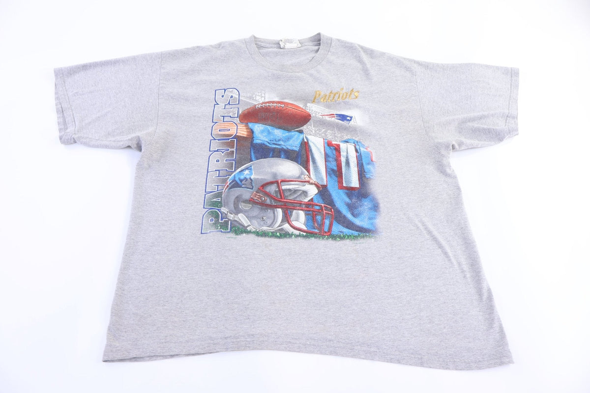 Vintage New England Patriots Football T-shirt product image 1