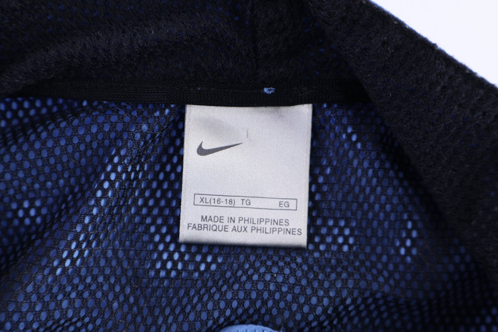 Women's Nike Embroidered Logo Quarter Zip Windbreaker product image 4
