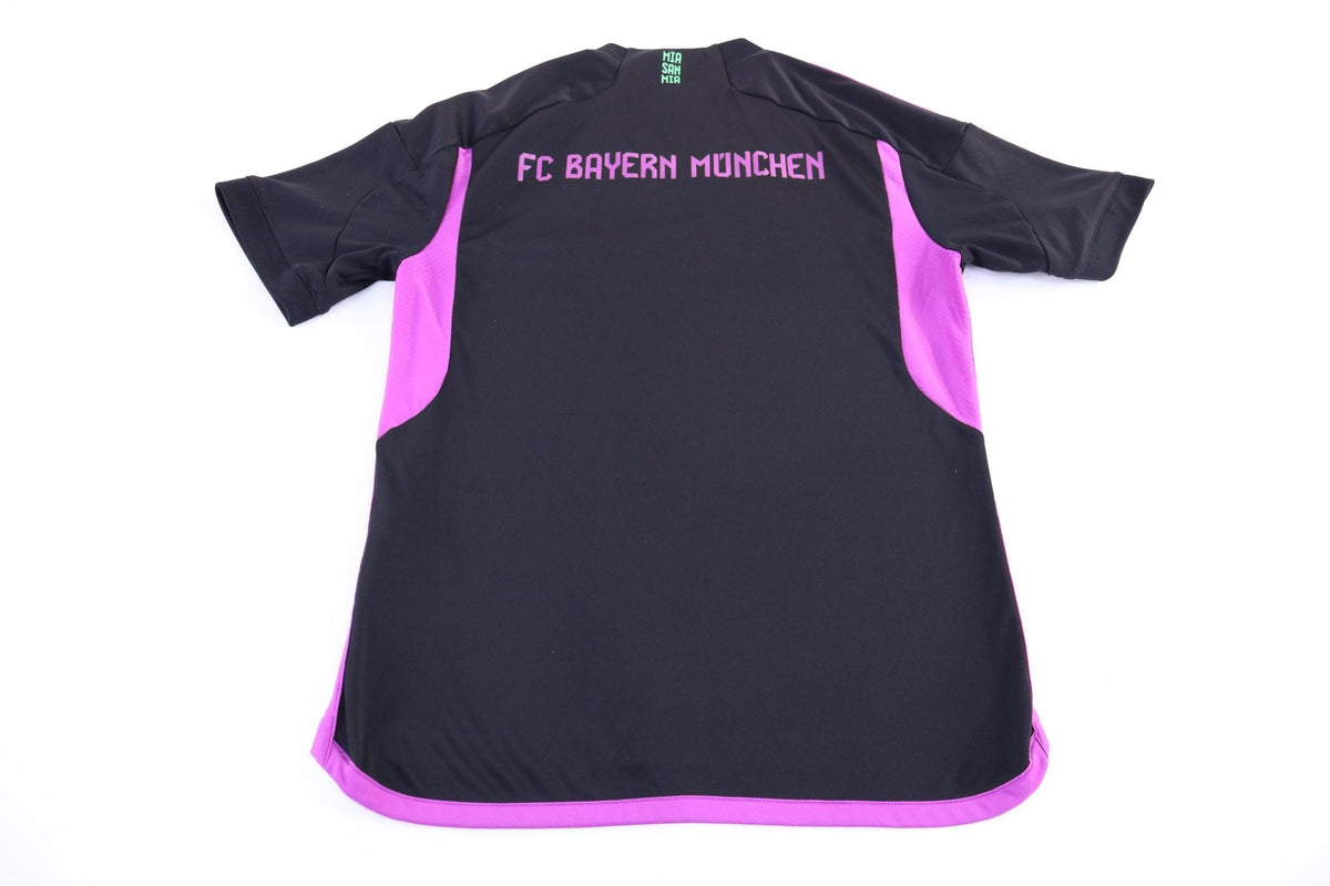 Youth 2023/24 Bayern Munich Soccer Jersey product image 2